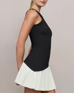 Black Contrast Yoga Dress - Light Support