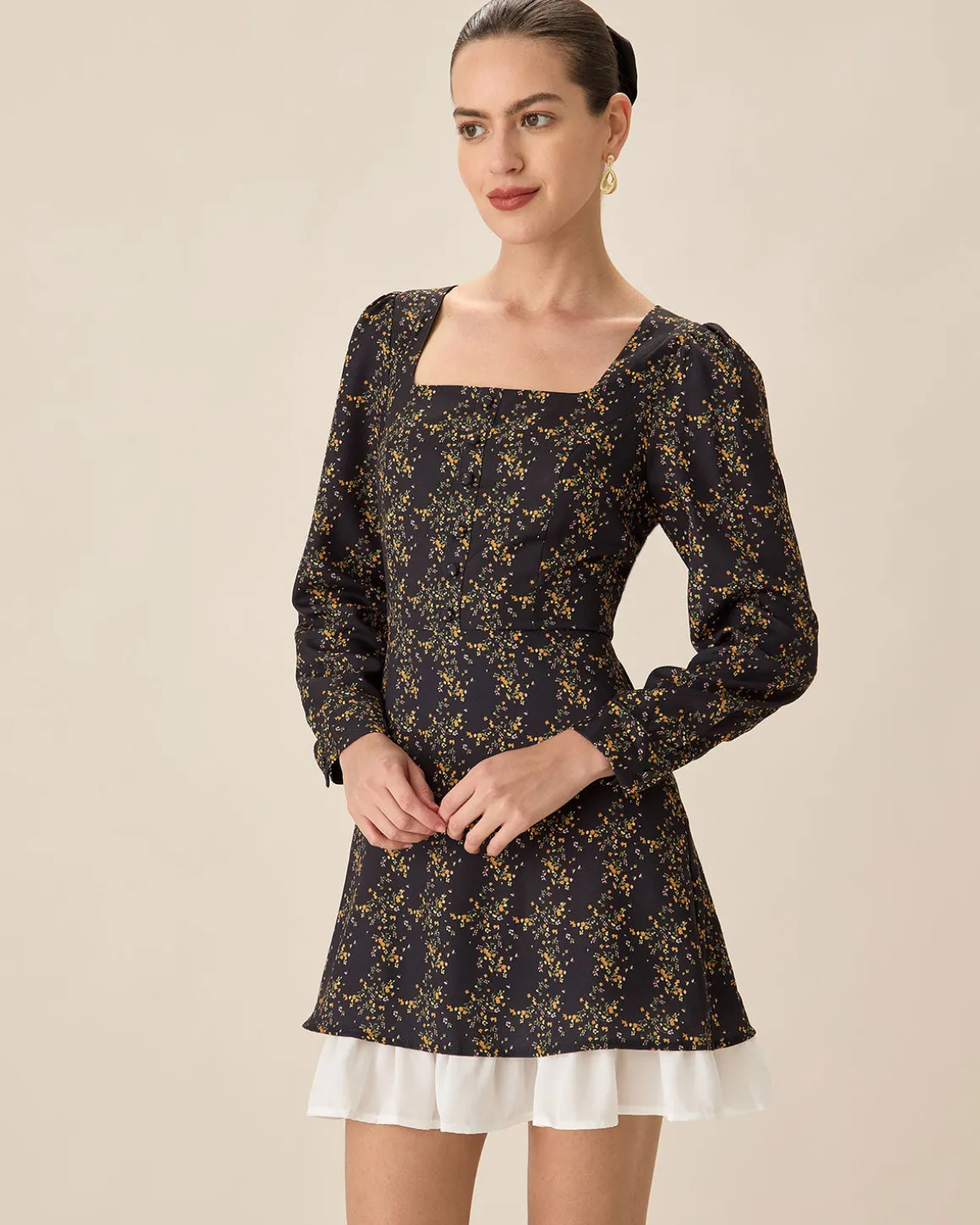 Black Contrasting Puffed Sleeve Mini Dress