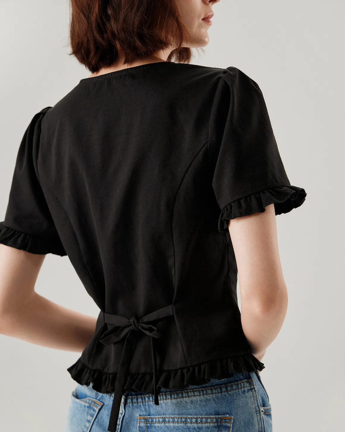 Black V-Neck Ruffle Puffed Sleeve Blouse