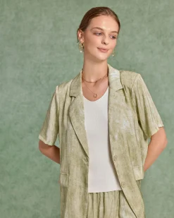 Green Floral Blouse Shorts Two-Piece Suit