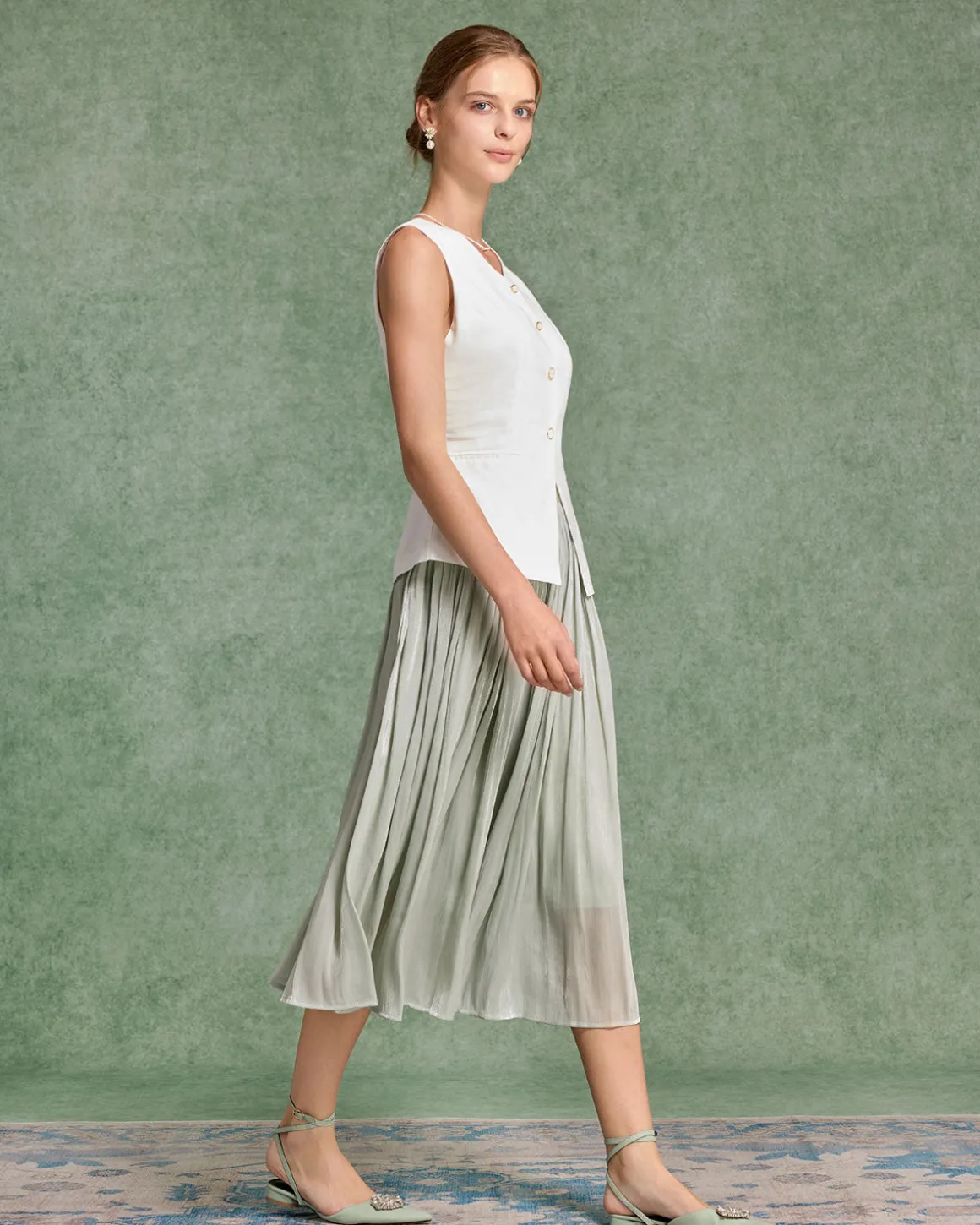 Green Flowy Pleated Midi Skirt