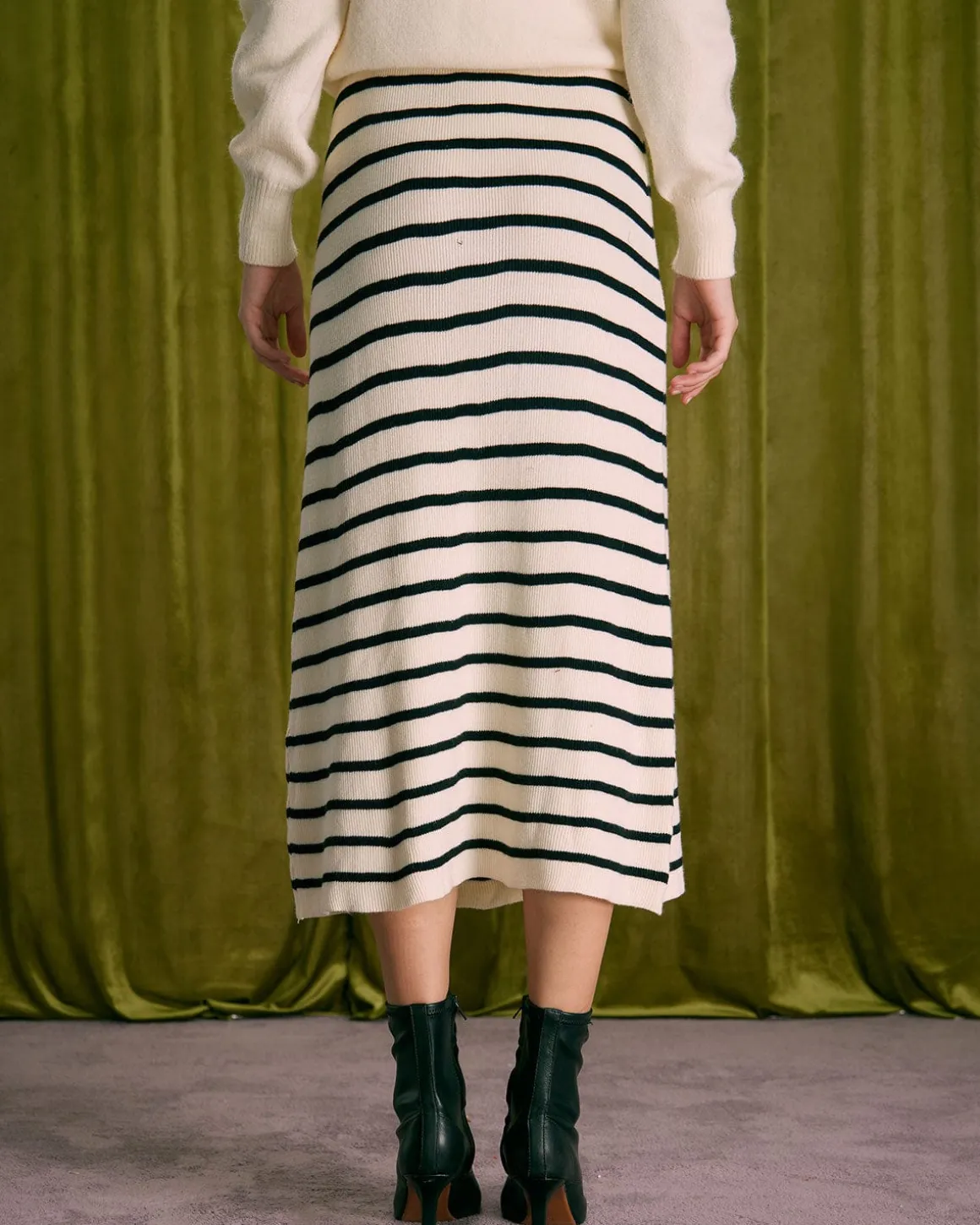 The Beige Elastic Waist Striped Knit Midi Skirt