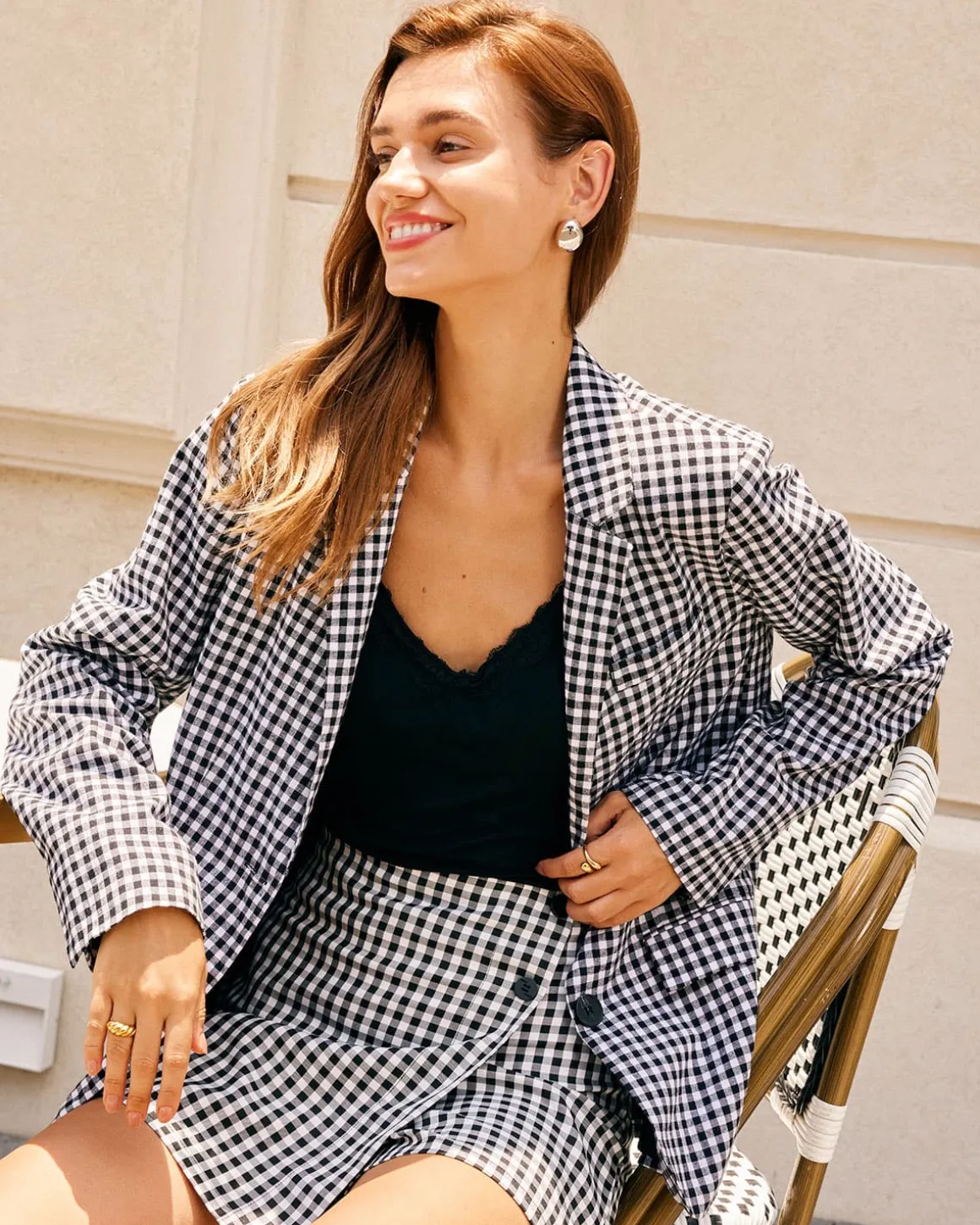 The Black Lapel Plaid Single-Breasted Blazer