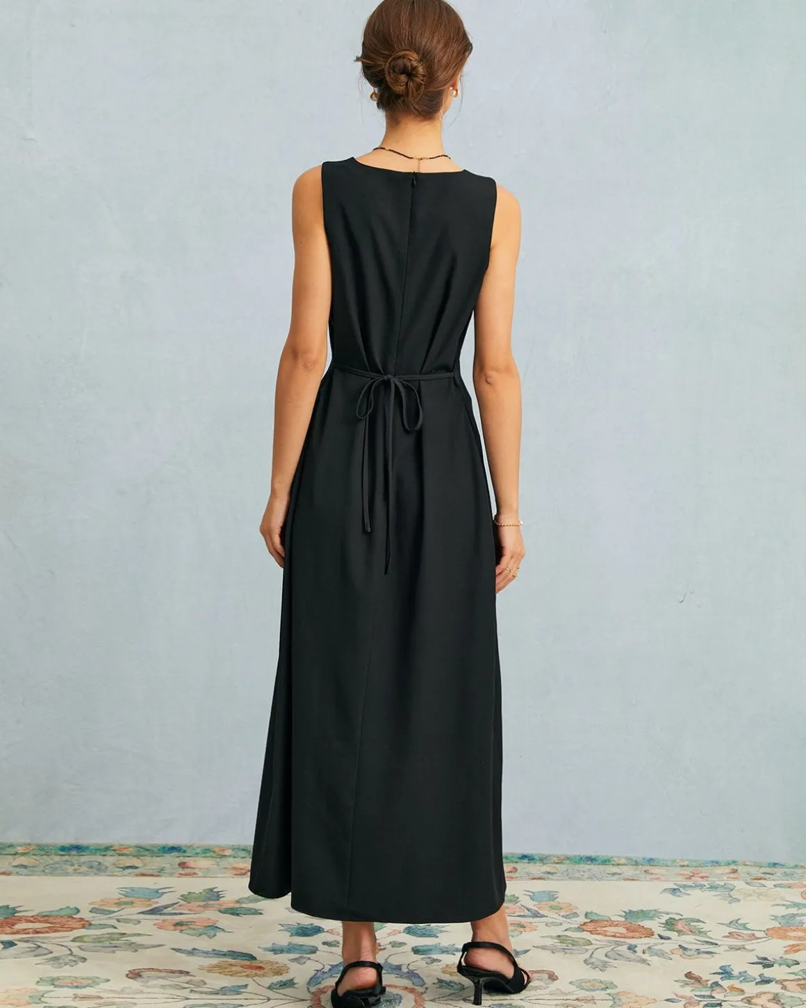The Black U Neck Tie Back Sleeveless Maxi Dress