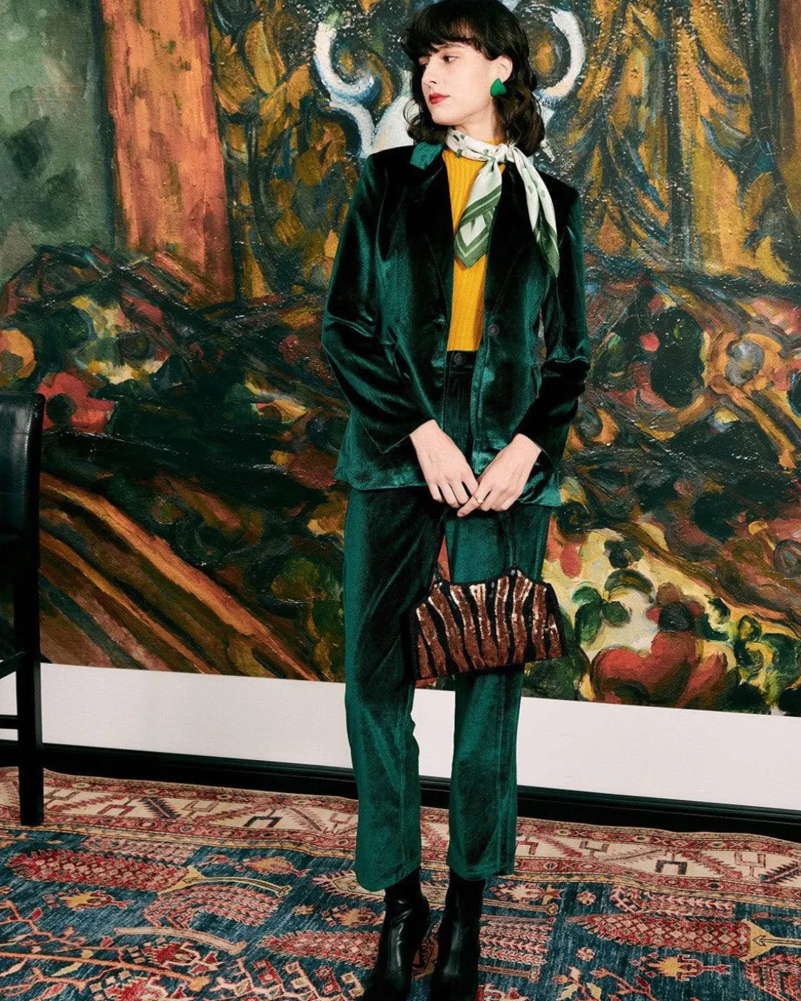 The Casual One Button Green Velvet Blazer