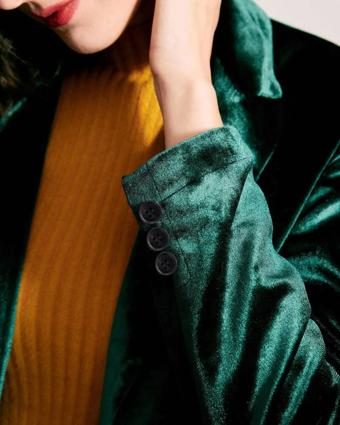The Casual One Button Green Velvet Blazer