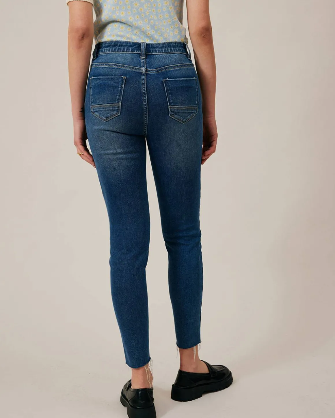 The Premium-fabric High-rise Skinny Jeans