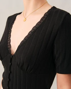 The Ribbed Lace Trim Tee