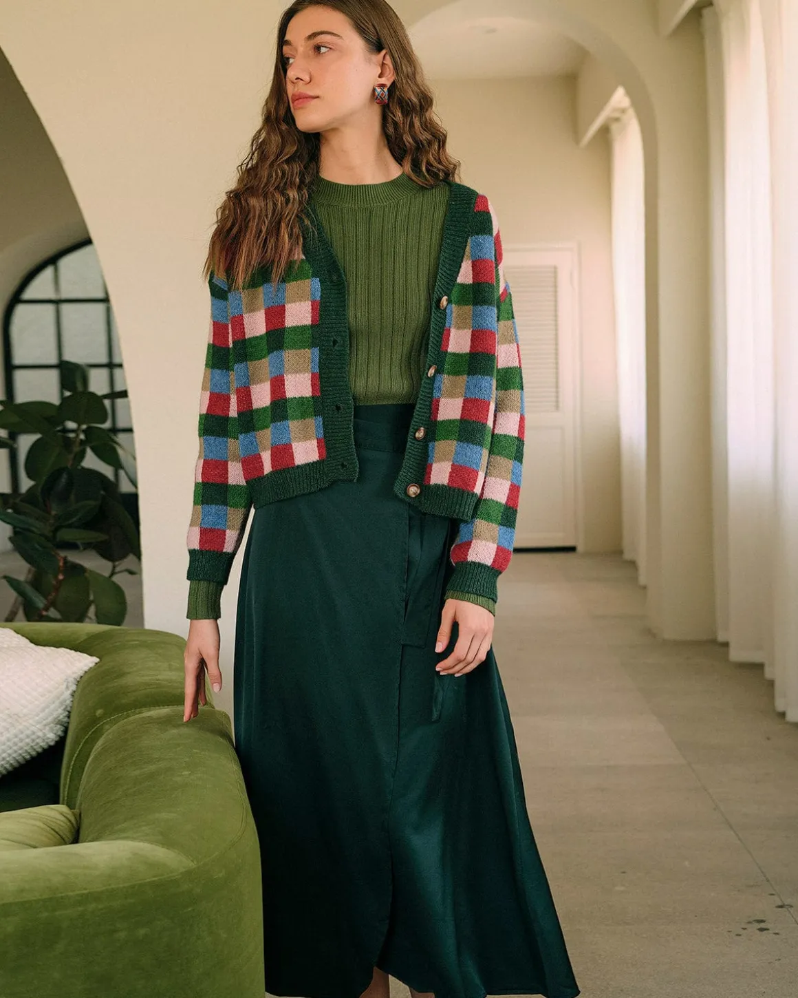 The Round Neck Ribbed Knit Sweater