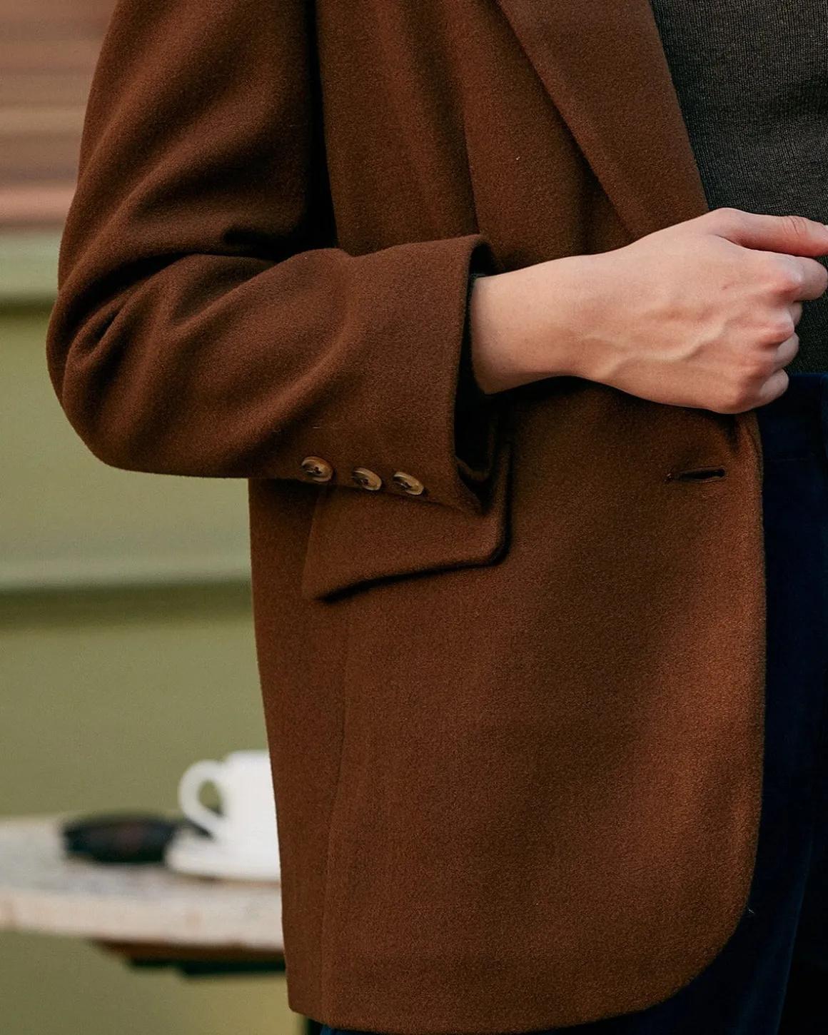 The Solid Collared Single Button Blazer