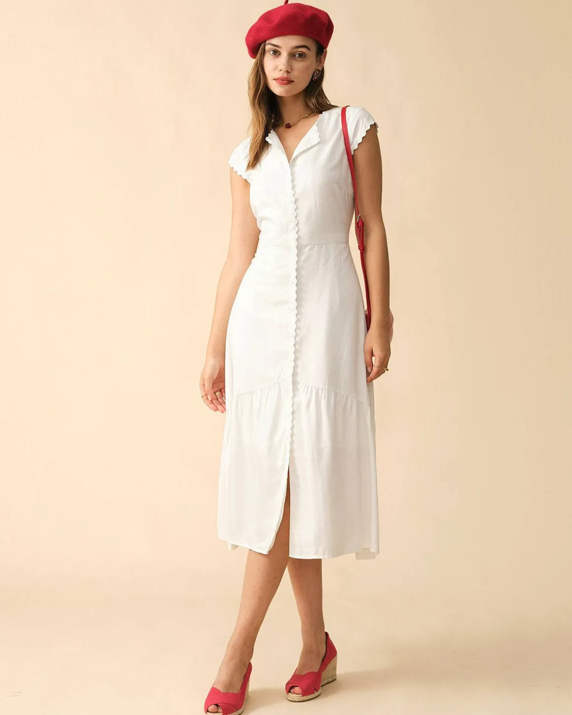 The Solid Color Lapel Midi Dress