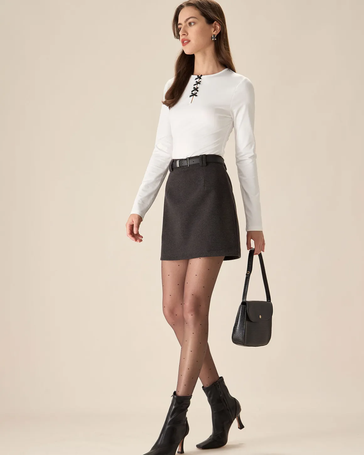 White Contrasting Bowknot Slim Tee