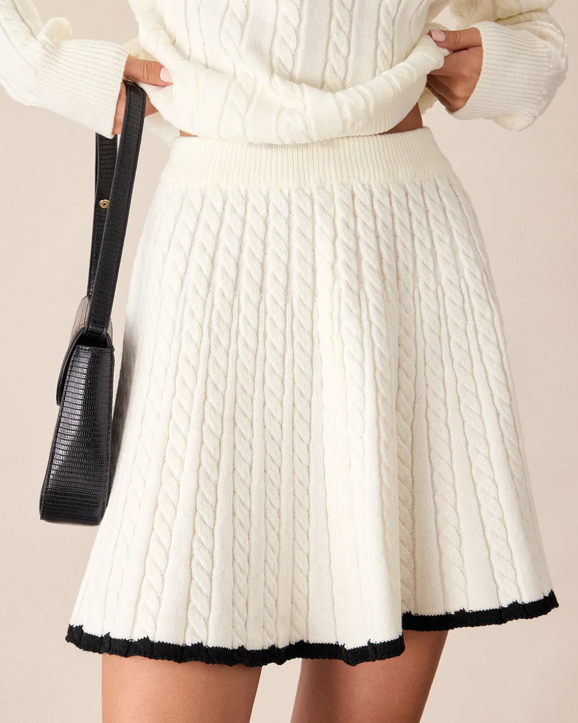 White Contrasting Knitted Mini Skirt