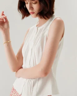 White Crew Neck Button Sleeveless Blouse