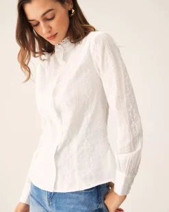 White Embroidery Round Neck Shirt