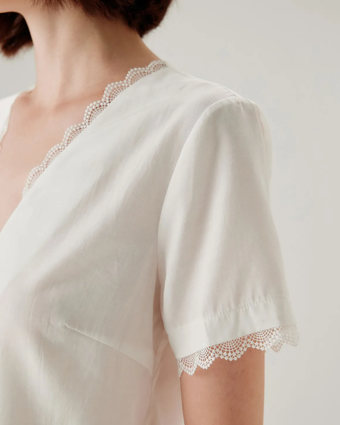 White Lace V-neck Blouse