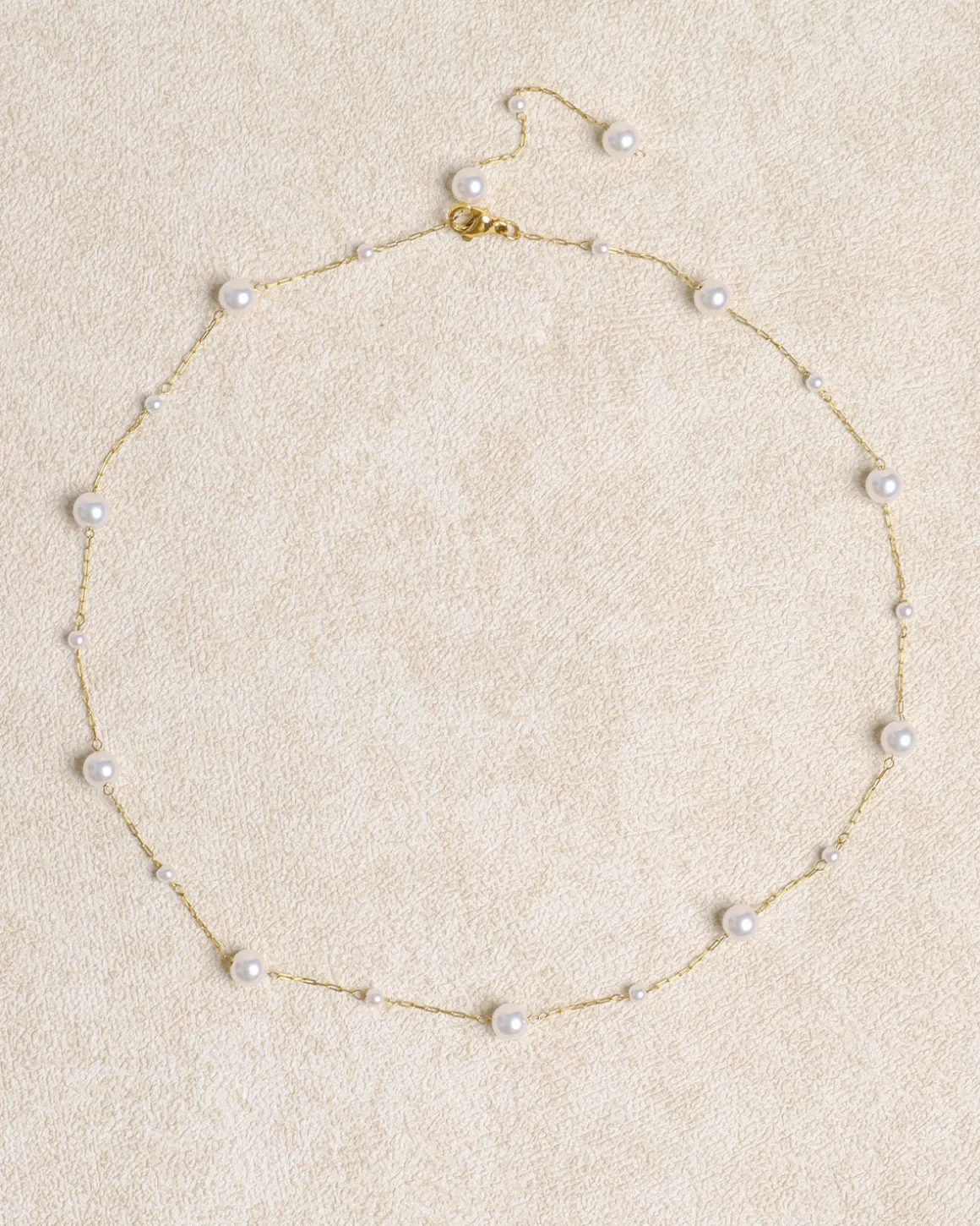 White Pearl Alloy Necklace