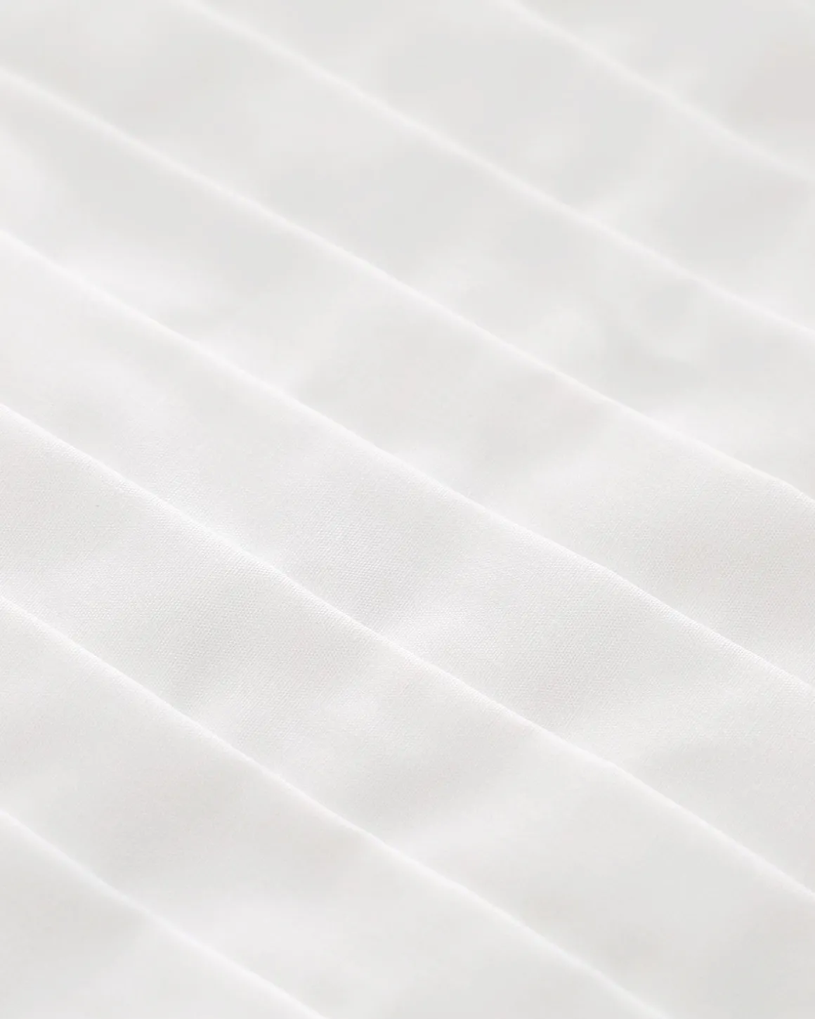 White Round Neck Pleated Tank Top