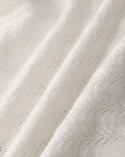 White U Neck Slim Knit Tee