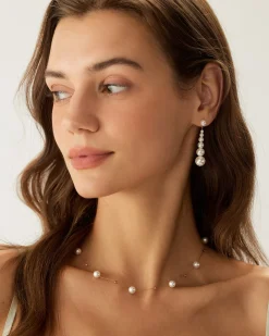 Whte Pearl Earrings