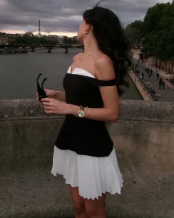 Women's Black Off-shoulder Contrasting Mini Dress