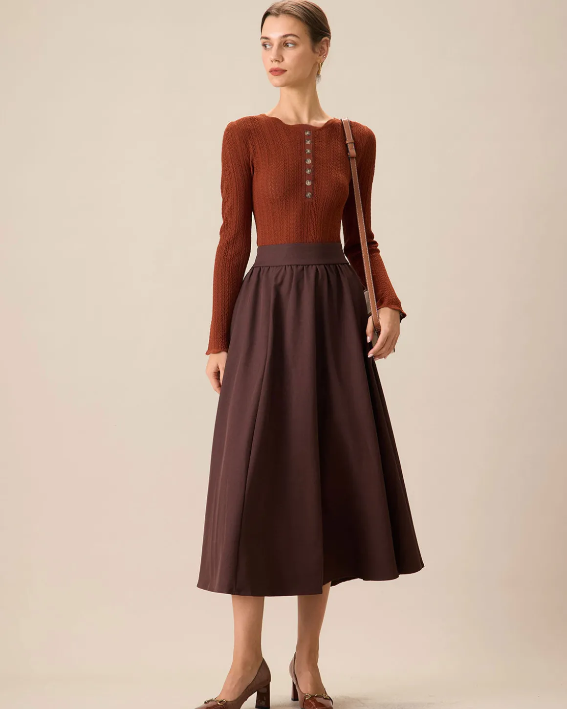 Women's Brown Round Neck Slim Sweater