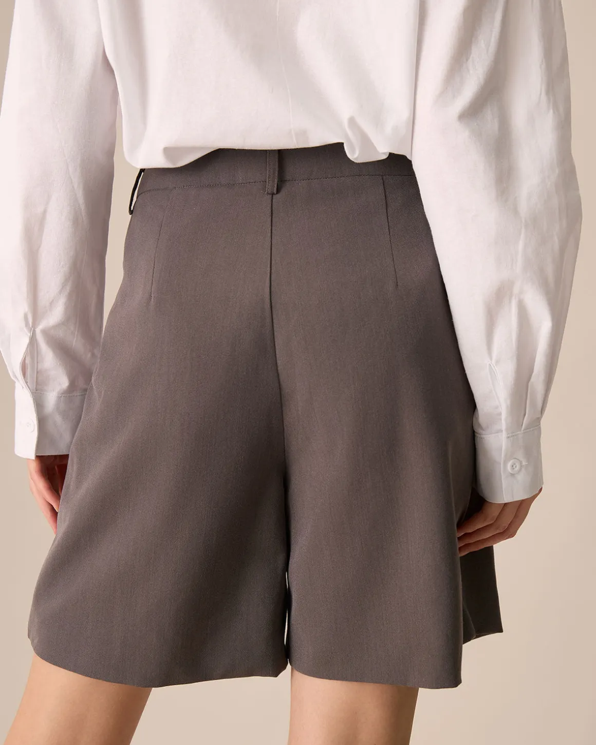 Women's Coffee Pocket Wide-leg Shorts